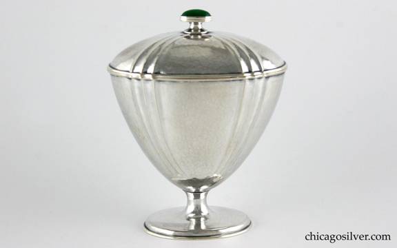 Kalo urn, covered, small, oval, with jade finial.  