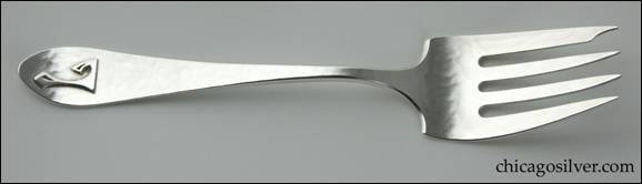 Hanck serving fork with rounded end, applied "L" mono